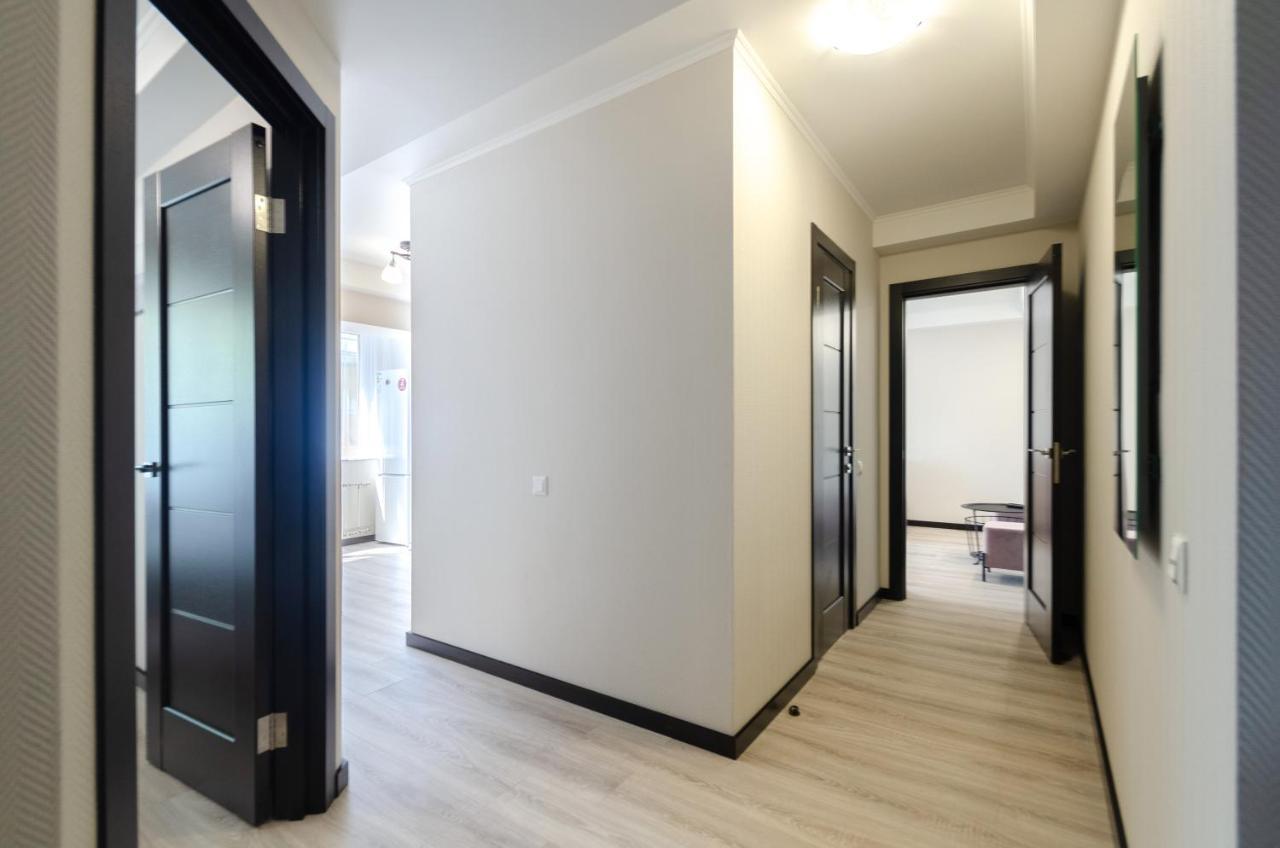 Artal Apartment On Obolonskyi Avenue 16 Київ Екстер'єр фото
