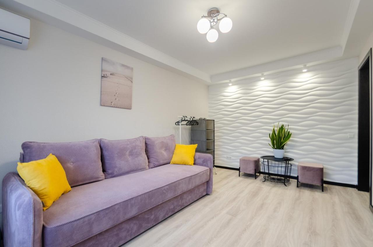 Artal Apartment On Obolonskyi Avenue 16 Київ Екстер'єр фото