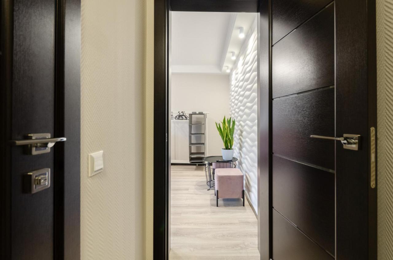 Artal Apartment On Obolonskyi Avenue 16 Київ Екстер'єр фото